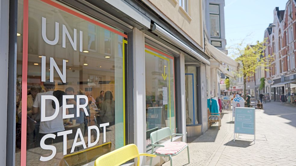 Der Pop-up-Store der Universität befindet sich in der Haarenstraße 39 in der Oldenburger Innenstadt. Foto: Universität Oldenburg/Markus Hibbeler
