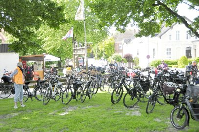 Fahrradkorso von Oldersum nach Simonswolde - Bild 4