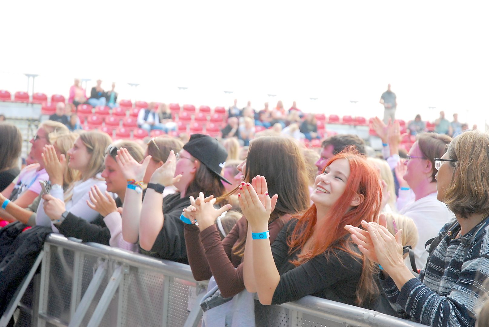 Beach Days 2022: Beste Stimmung beim Konzertabend am Borkumer Nordstrand - Bild 22