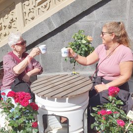 Teetied für Leeraner Hospizarbeit - Bild 2