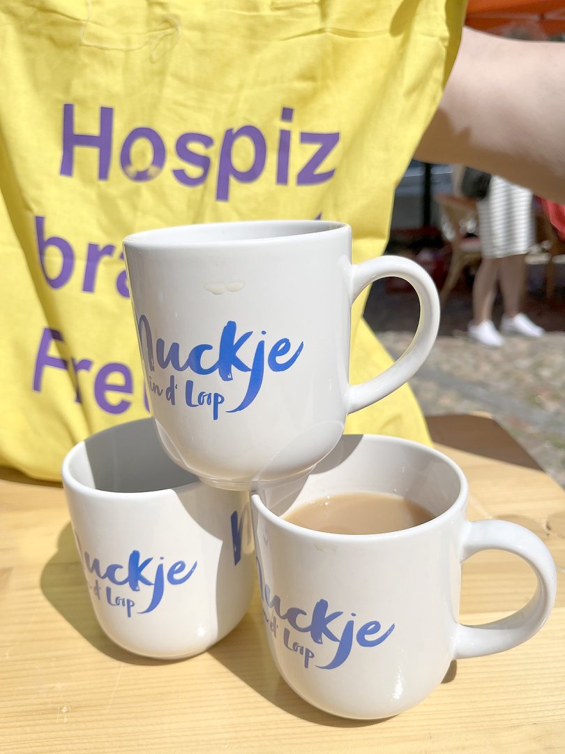 Teetied für Leeraner Hospizarbeit - Bild 3