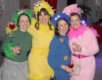 So bunt feiert Borkum Karneval - Bild 7