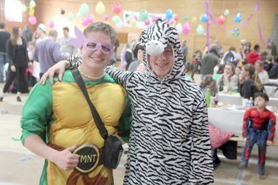 So bunt feiert Borkum Karneval - Bild 27