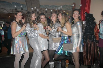 So bunt feiert Borkum Karneval - Bild 30