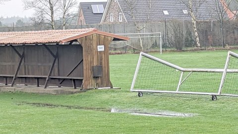 Fußballplätze überflutet - Bild 2