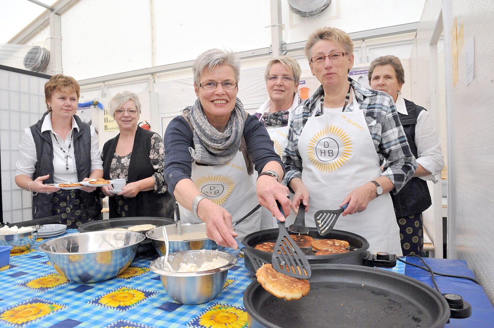 Impressionen aus 70 Jahren Ostfrieslandschau - Bild 1
