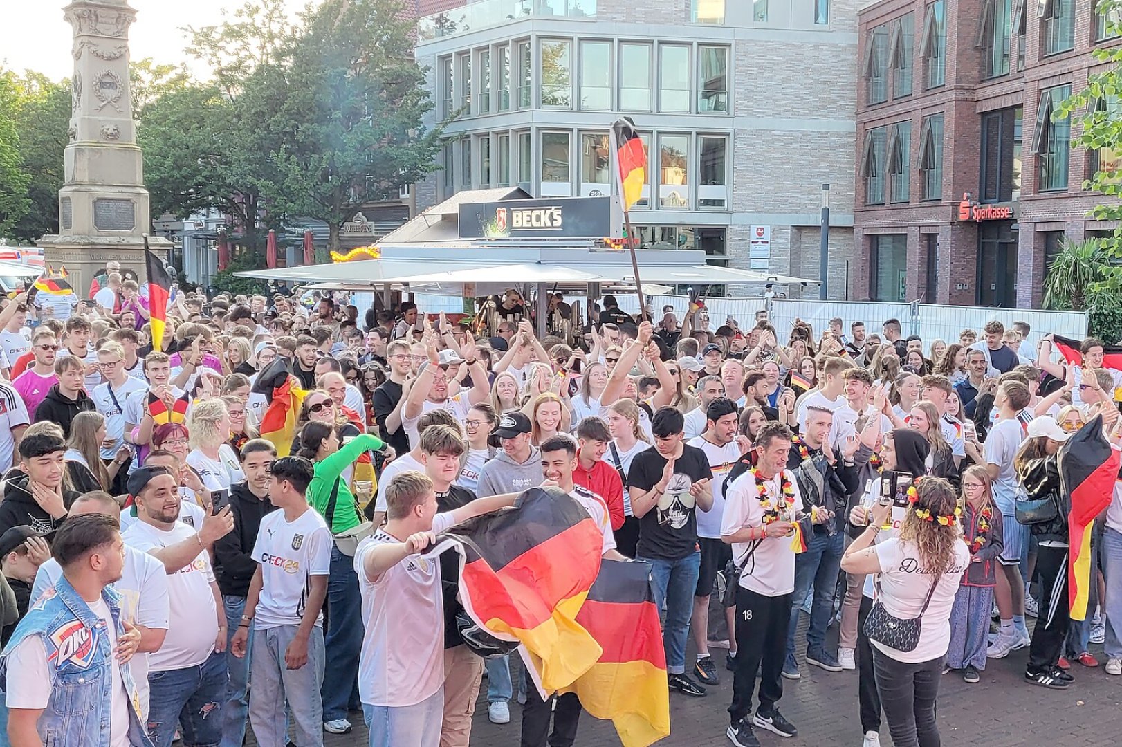 Public Viewing in Leer - Bild 3