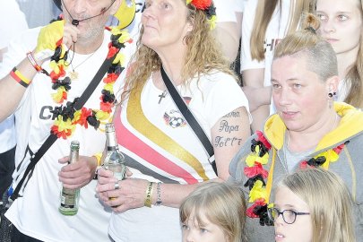 Public Viewing in Leer - Bild 12