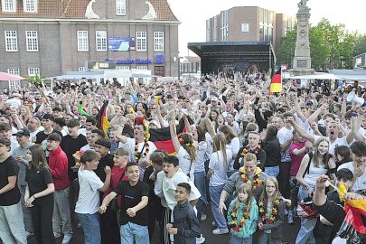 Public Viewing in Leer - Bild 16