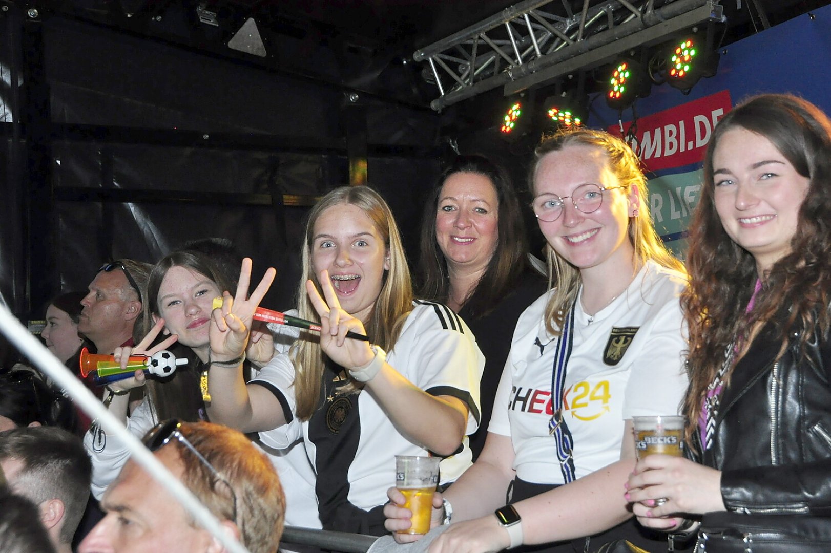 Public Viewing in Leer - Bild 28