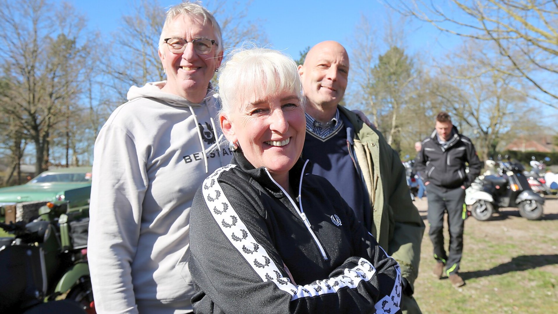 Großes Anrollern: Zweiräder überschwemmen Wiesmoor - Bild 1