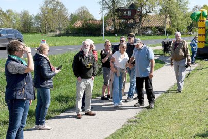 Längste Sitzbank in Jheringsfehn eingeweiht - Bild 41