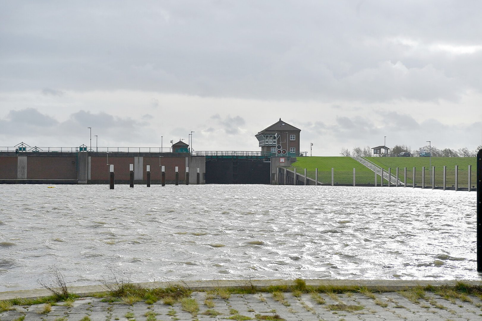 Sturmtief „Joshua“ in der Krummhörn - Bild 6