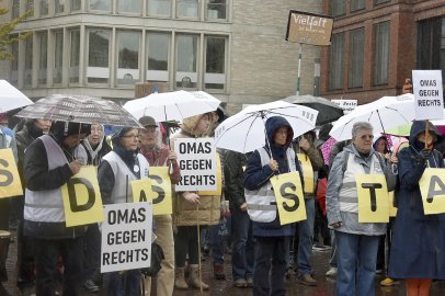 "Stadtbild"-Demo in Leer - Bild 16
