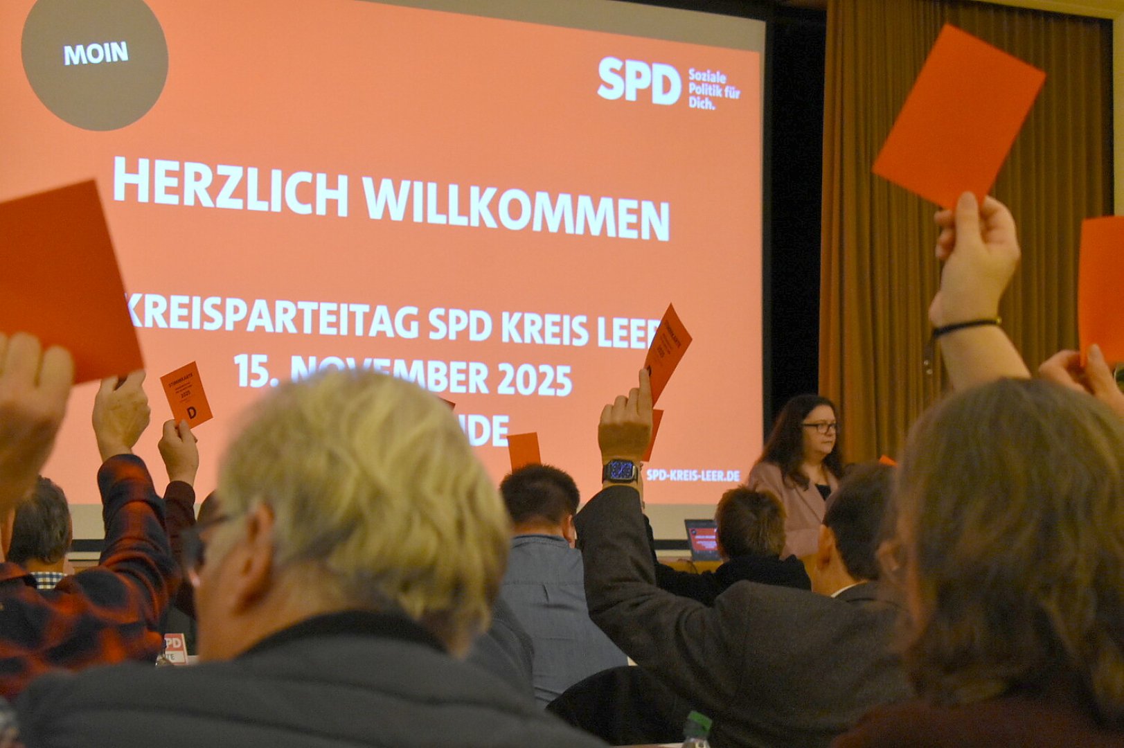 Generalsekretär bei SPD-Kreisparteitag in Bunde - Bild 1