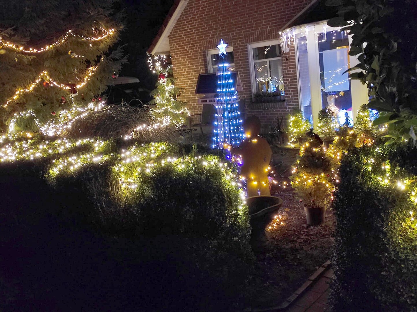 Weihnachtsbeleuchtung in Ostfriesland - Bild 12