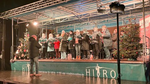 Bildergalerie vom Weihnachtssingen - Bild 5