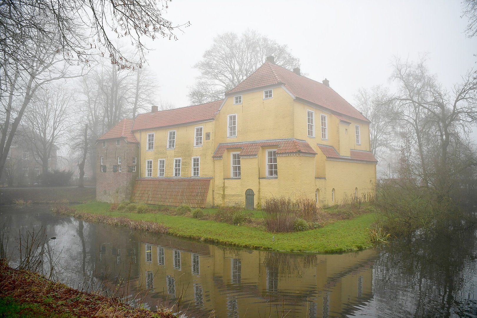 Weihnachtsmarkt in der Manningaburg - Bild 1