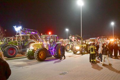 So war die Lichterfahrt in der Krummhörn - Bild 3