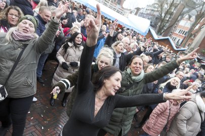 Elführtje lockt Tausende in den Emder Stadtgarten - Bild 3