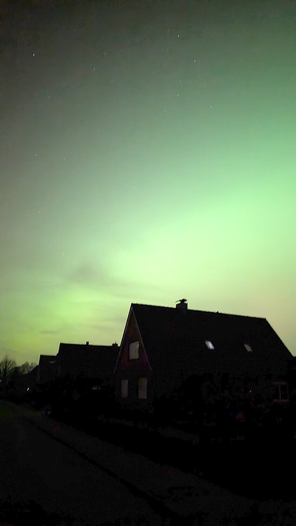 Polarlichter am Himmel über Ostfriesland  - Bild 2