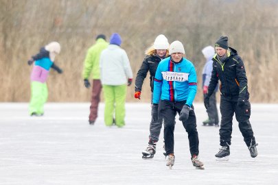 Großer Winterspaß beim Schöfeln in Neermoor - Bild 3