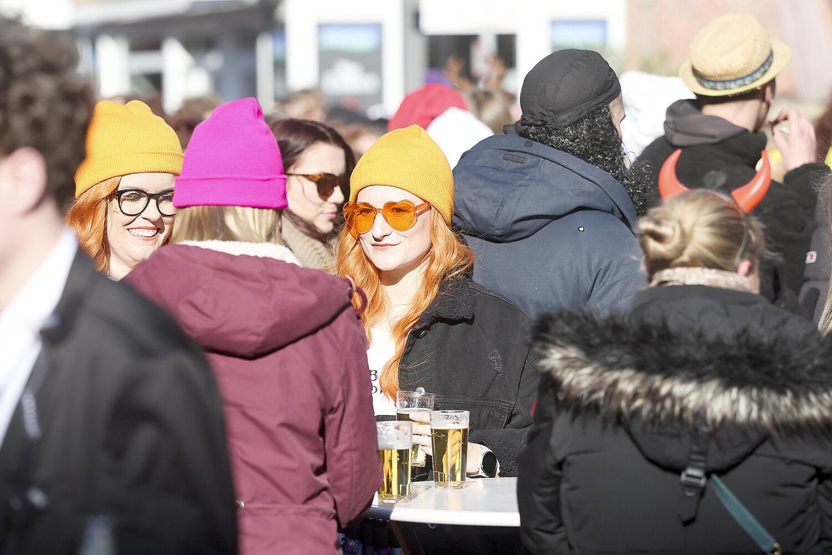 Bildergalerie Pappnasenball - Bild 23