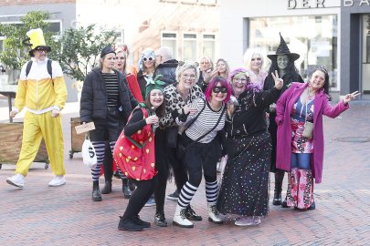 Bildergalerie Pappnasenball - Bild 29