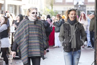 Bildergalerie Pappnasenball - Bild 45