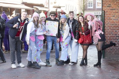 Bildergalerie Pappnasenball - Bild 67