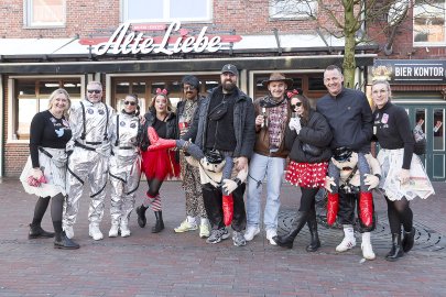 Bildergalerie Pappnasenball - Bild 68