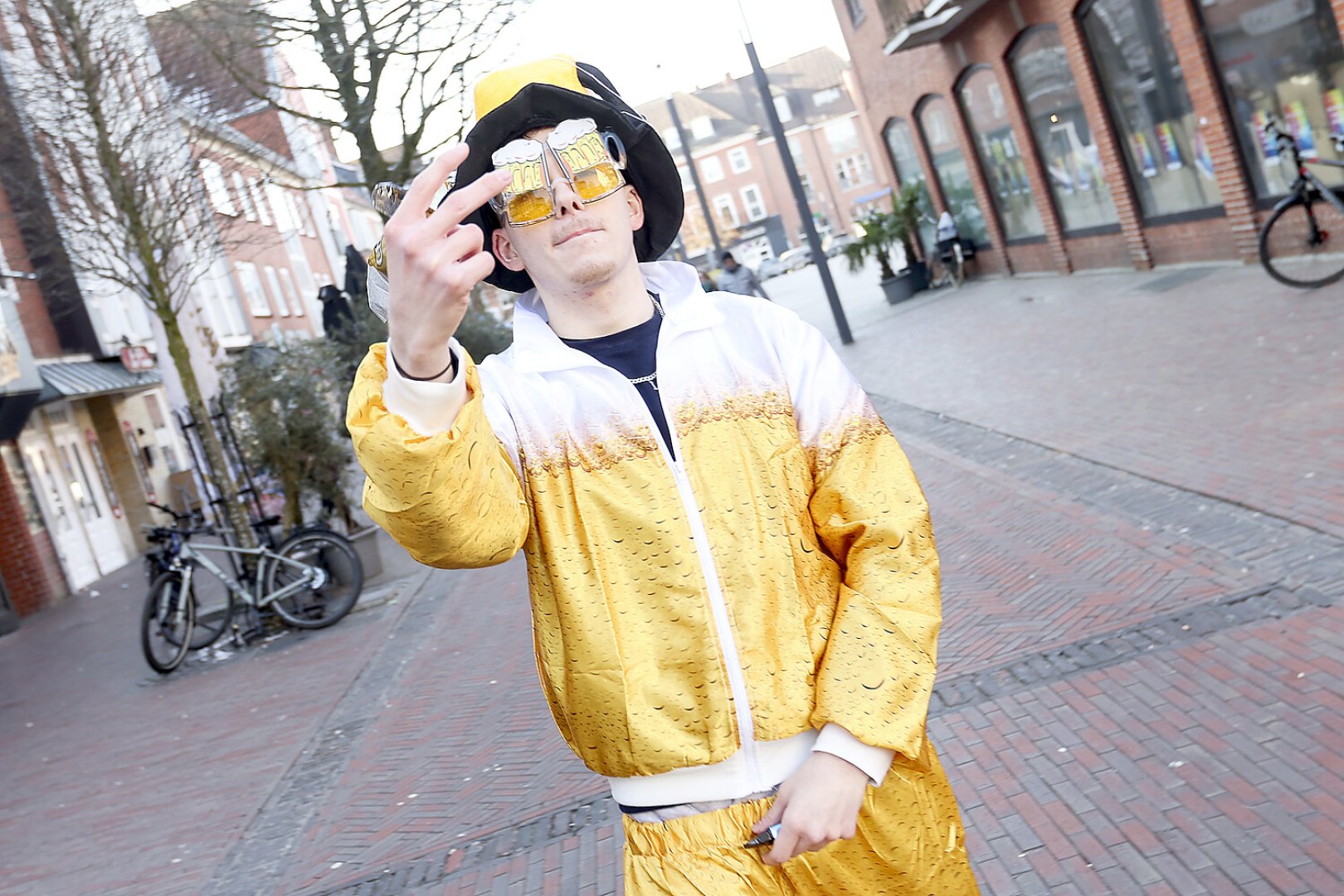 Bildergalerie Pappnasenball - Bild 69