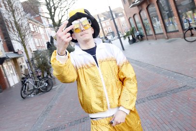 Bildergalerie Pappnasenball - Bild 69