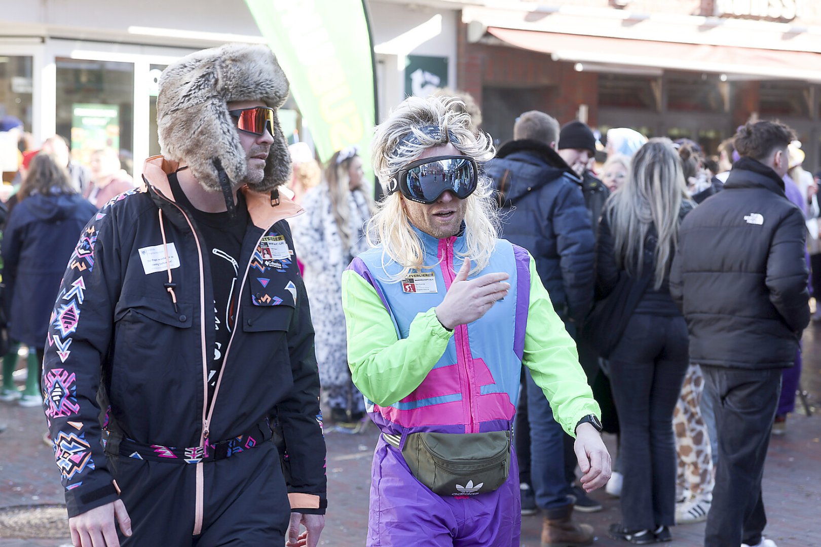 Bildergalerie Pappnasenball - Bild 86