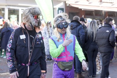 Bildergalerie Pappnasenball - Bild 86