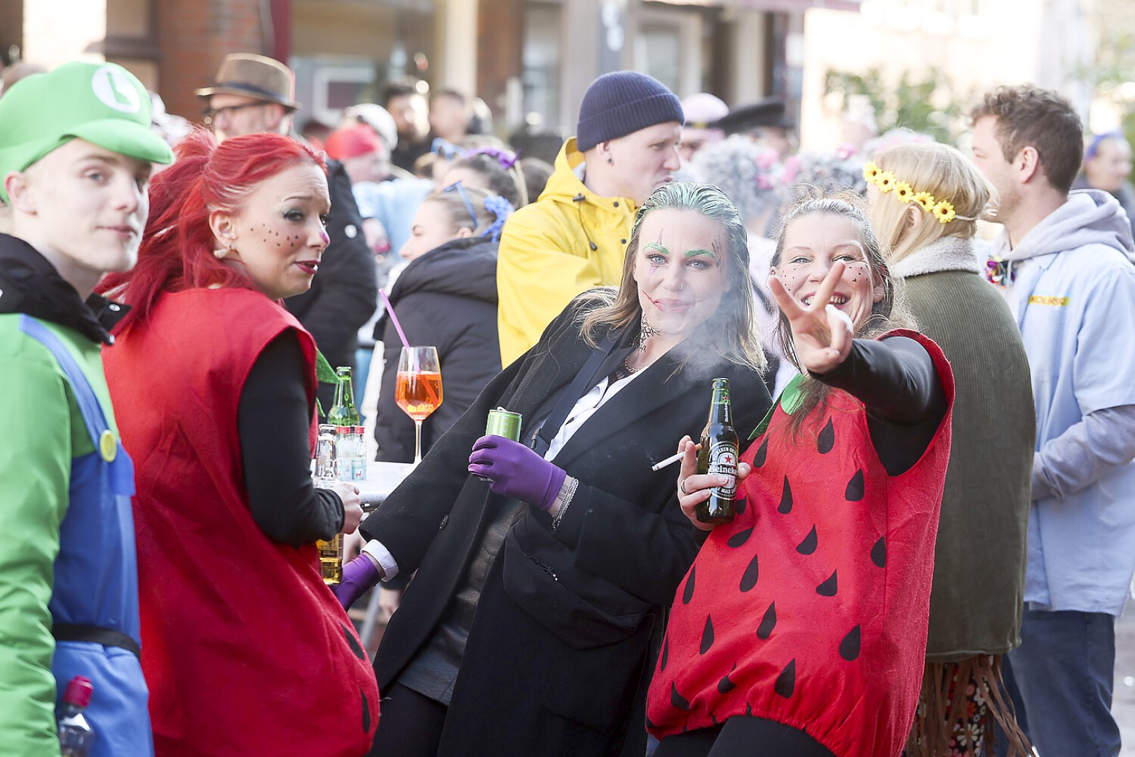 Bildergalerie Pappnasenball - Bild 101