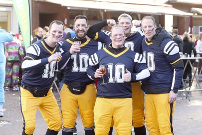 Bildergalerie Pappnasenball - Bild 105