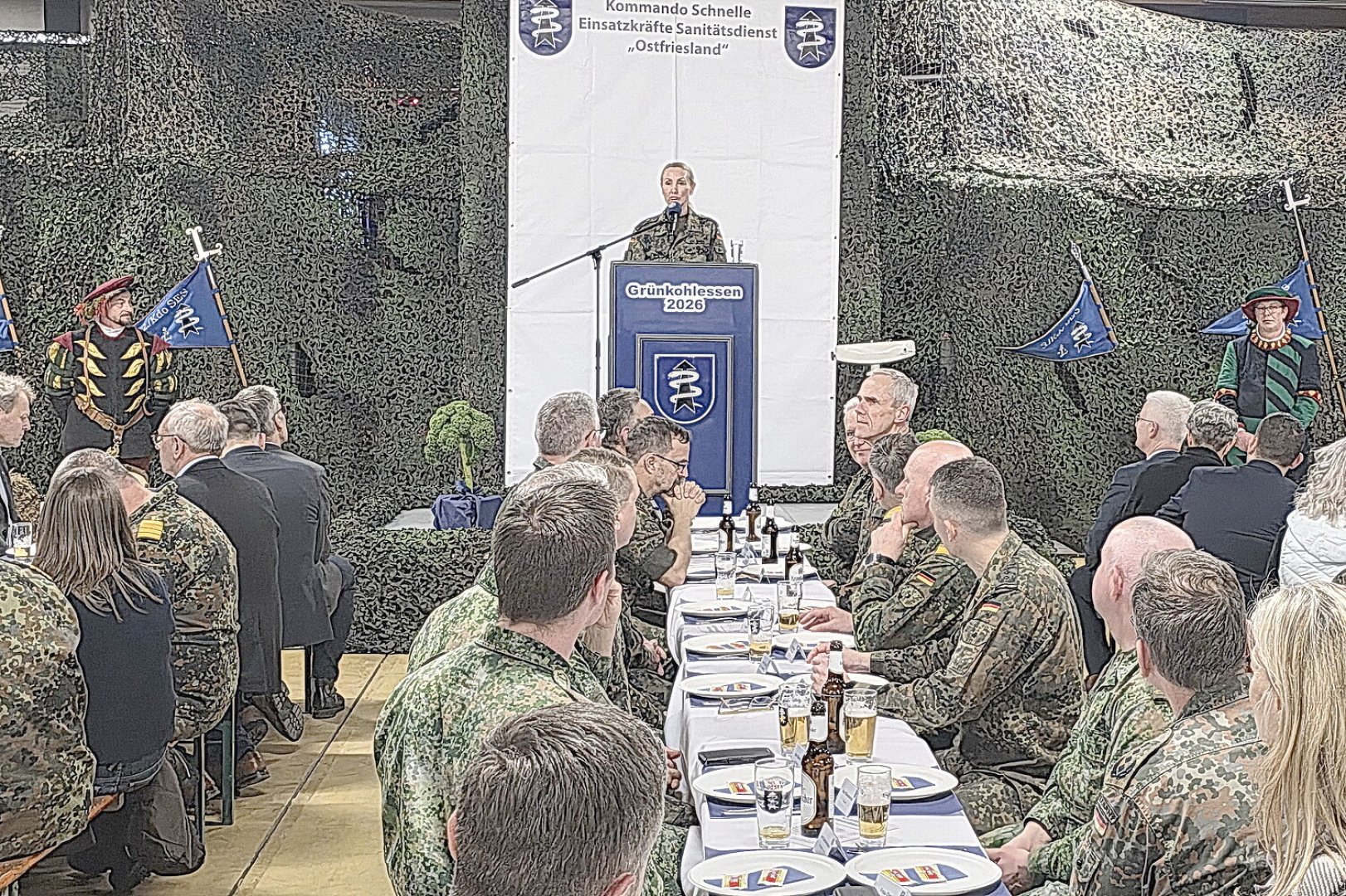 Grünkohlessen der Bundeswehr in Leer - Bild 1