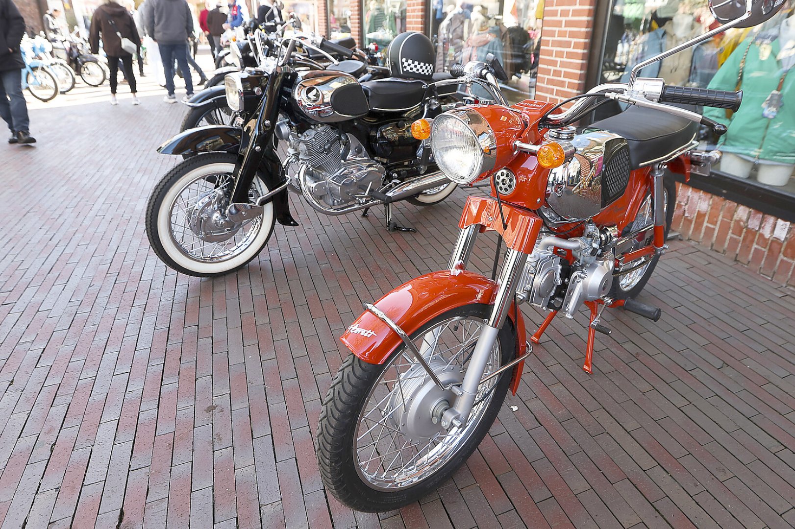 Oldtimermarkt in Emden - Bild 12