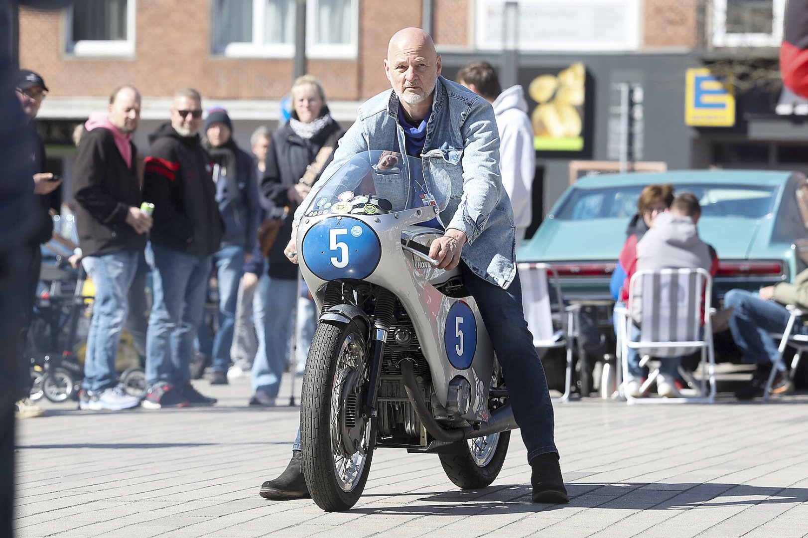 Oldtimermarkt in Emden - Bild 14