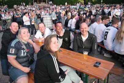 Public Viewing in Wiesmoor - Bild 3
