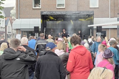 Konzert Denkmalsplatz - Bild 2