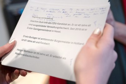 So erlebte Hesel das Wahlforum mit den Bürgermeisterkandidaten - Die Bilder des Abends - Bild 2
