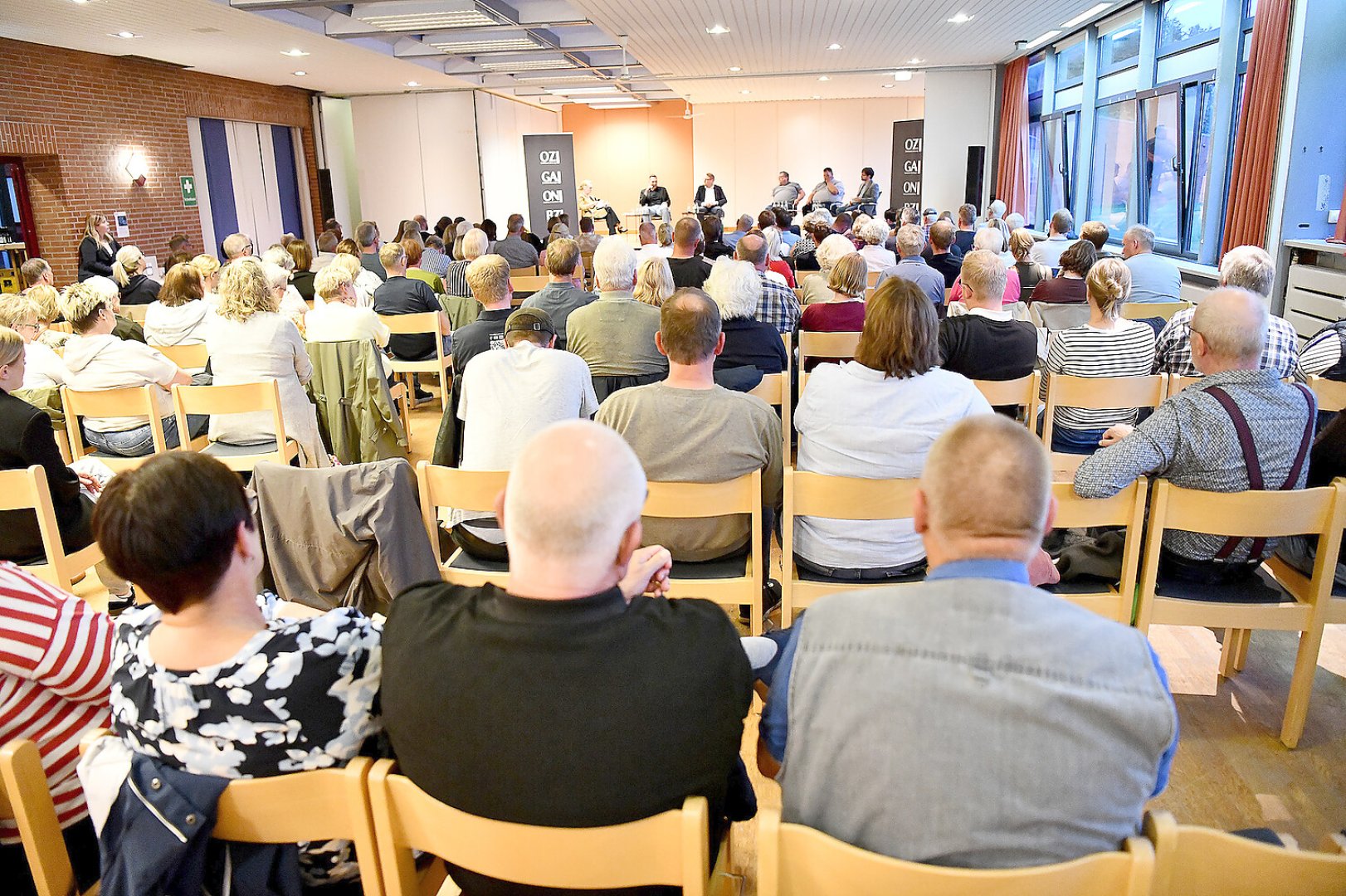 So erlebte Jemgum die Podiumsdiskussion zur Bürgermeisterwahl - Bild 1