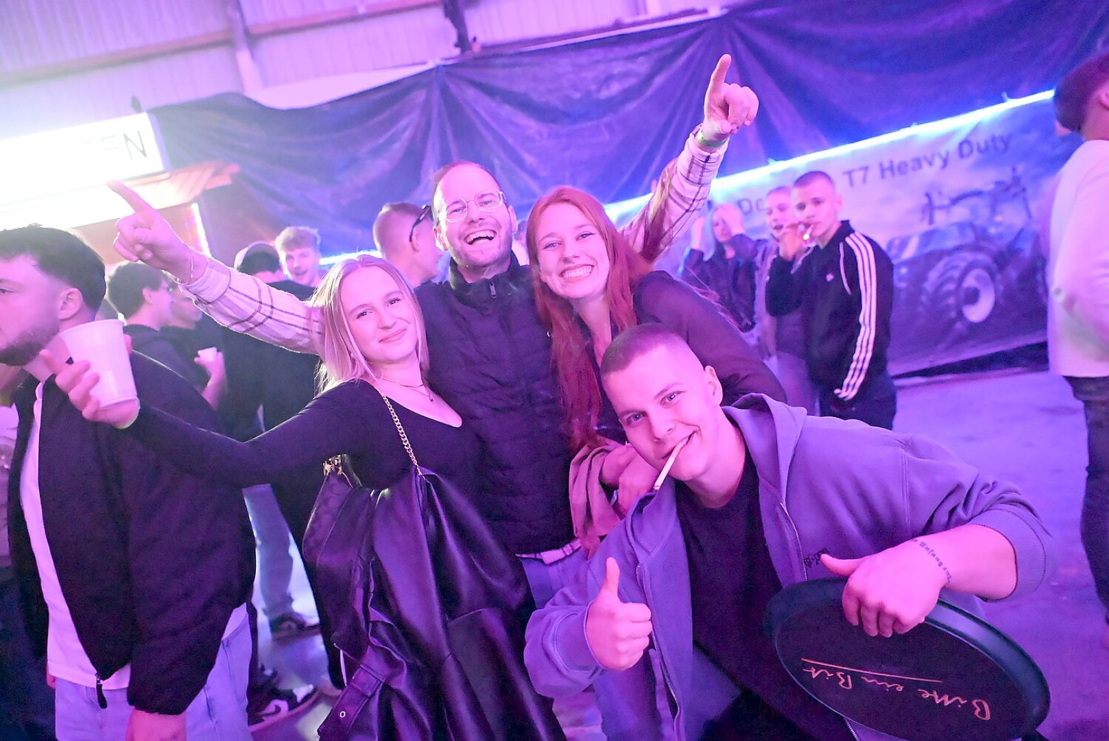 Die schönsten Bilder der Hallenfete in Manslagt - Bild 1