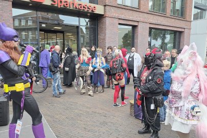 Viele Besucher bei Leer-Con - Bild 2