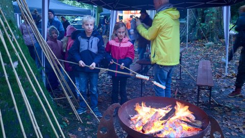 Feuershow an der Burg Stickhausen - Bild 4
