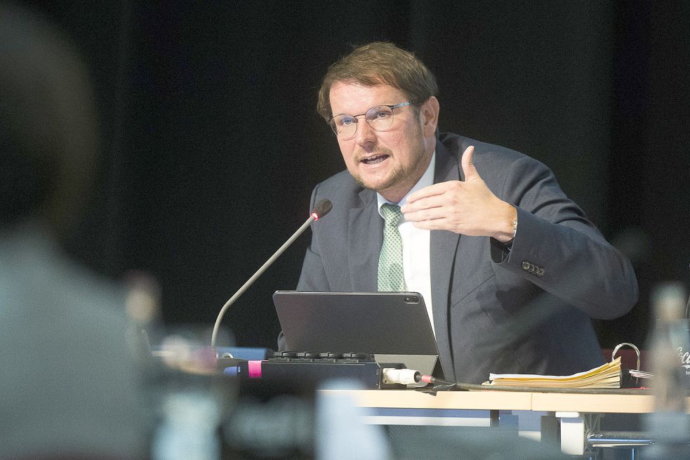Der Emder Oberbürgermeister Tim Kruithoff will die Innenstadt umbauen. Foto: J. Doden/Archiv