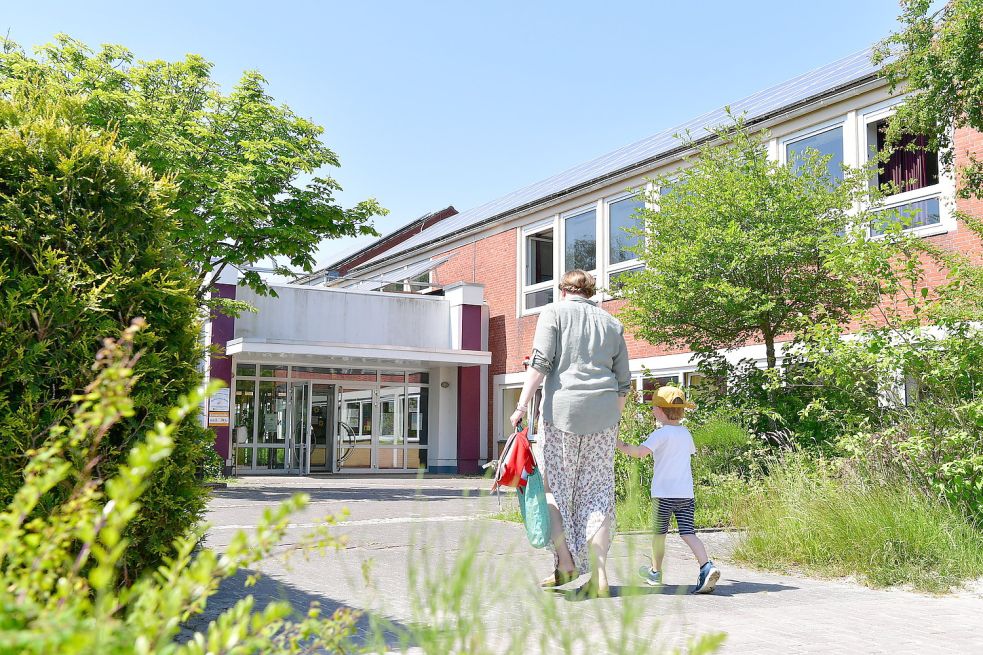 Die Diskussionen um die Grundschule Jennelt gehen auch während der Sommerferien weiter. Foto: H. Wagenaar/Archiv
