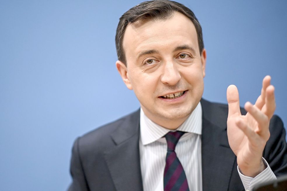 CDU-Generalsekretär Paul Ziemiak ist sozusagen der Wahlkampfchef der CDU. Angesichts schwacher Umfragewerte für die Union warnt er im Interview mit unserer Redaktion vor einem Linksbündnis. Foto: Foto: dpa/Britta Pedersen